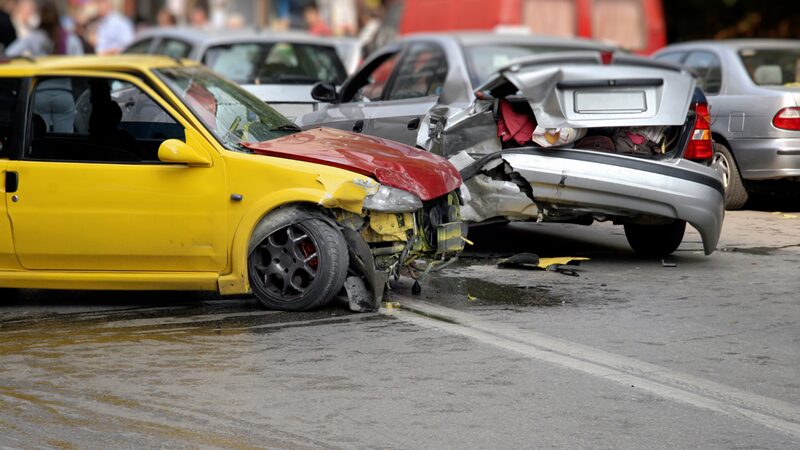 Liberty Twp, OH - Injury Three-Car Crash on I-75 at Kyle Station Rd