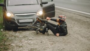 Columbus, OH – Cyclist Injured in Accident at Olentangy River Rd and W 5th Ave