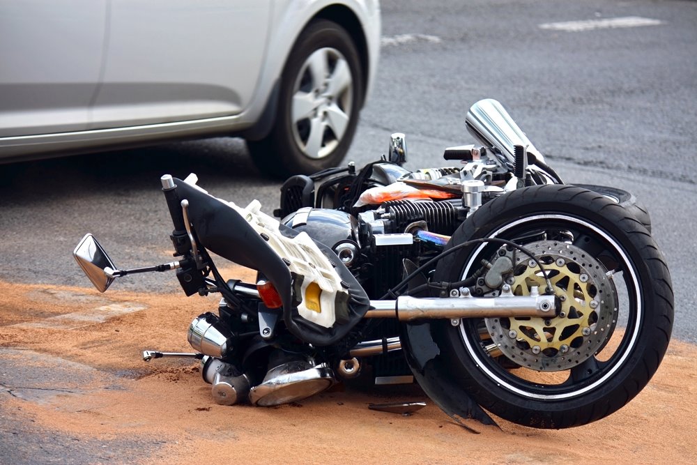 Harrison Twp, OH - Motorcyclist Seriously Injured in Collision at N Dixie Dr and Neva Dr