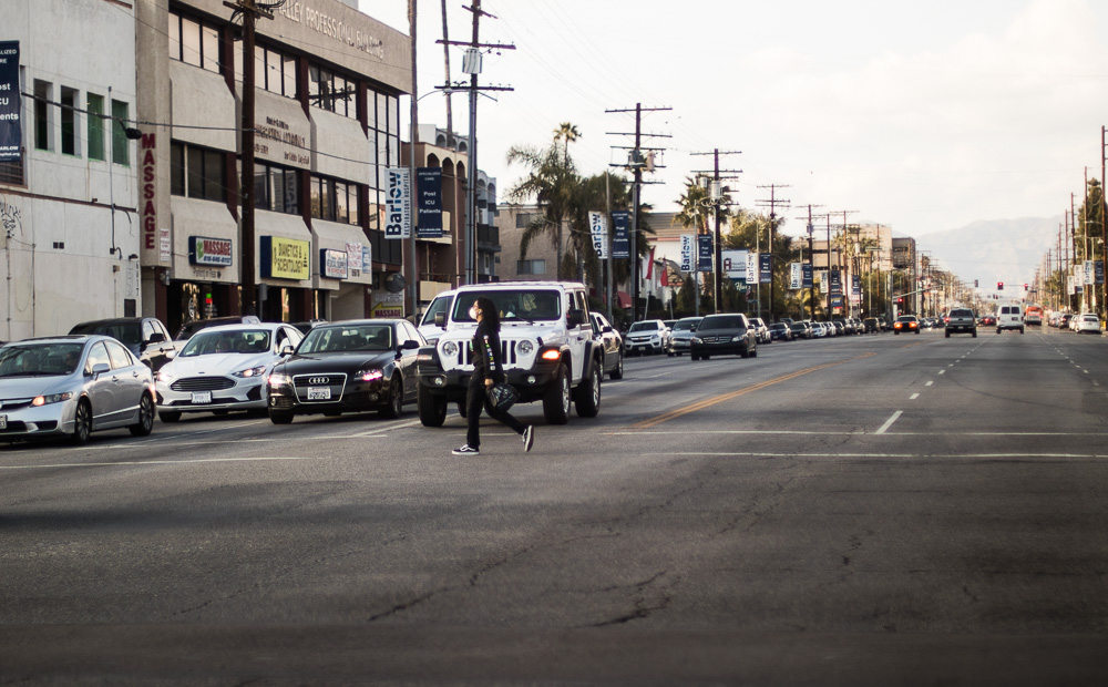 Columbus, OH – Serious Injury Pedestrian Crash at 2421 Sullivant Ave