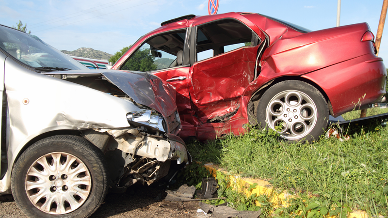 Toledo, OH – Three Injured in Car Crash at Cherry St and Rockingham St