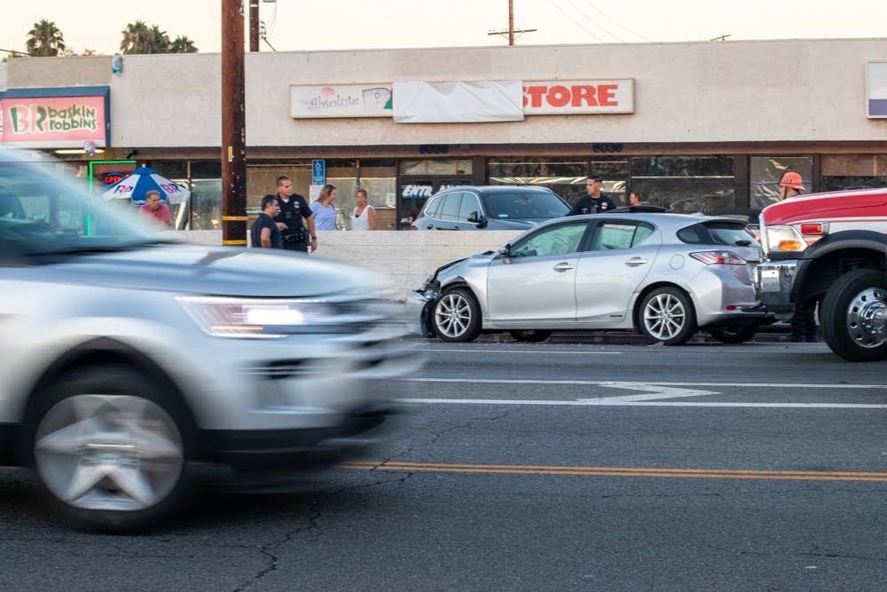 Franklin Co, OH – Two-Car Crash on Sullivant Ave & Holly Hill Dr Sends Two to Hospital