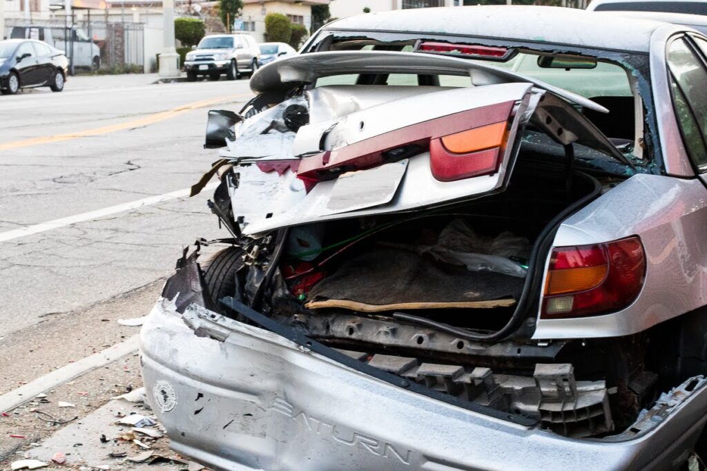 Dayton, OH – Injury Crash on S 3rd St & E Kossuth St